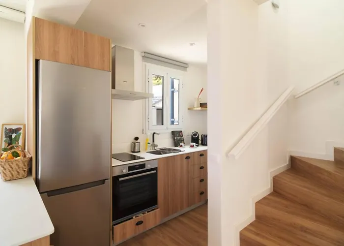 Βίλα Lara - Stylish Retreat With Access