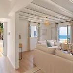 Lara - Stylish Retreat With Access * Pahíamosz