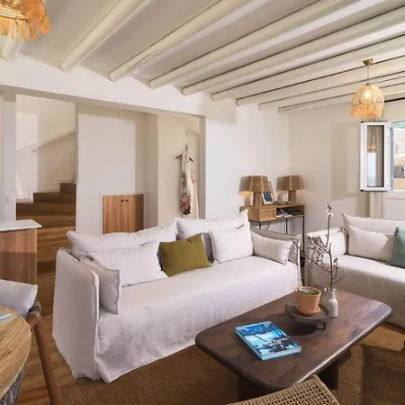 Lara - Stylish Retreat With Access * Pachyammos