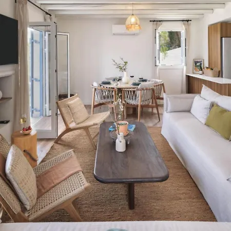 Vilă Lara - Stylish Retreat With Access Pachyammos