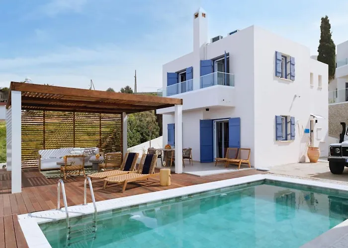 Vila Lara - Stylish Retreat With Access